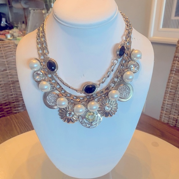 White House Black Market Two-in-One Necklace - Picture 2 of 7